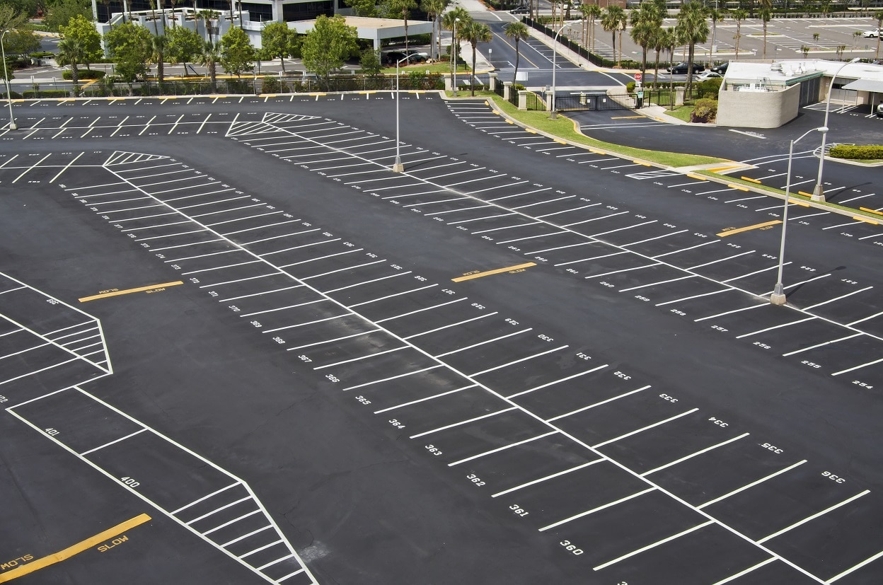 Parking Lot Construction Process: Step-by-Step Guide from Grading to Striping